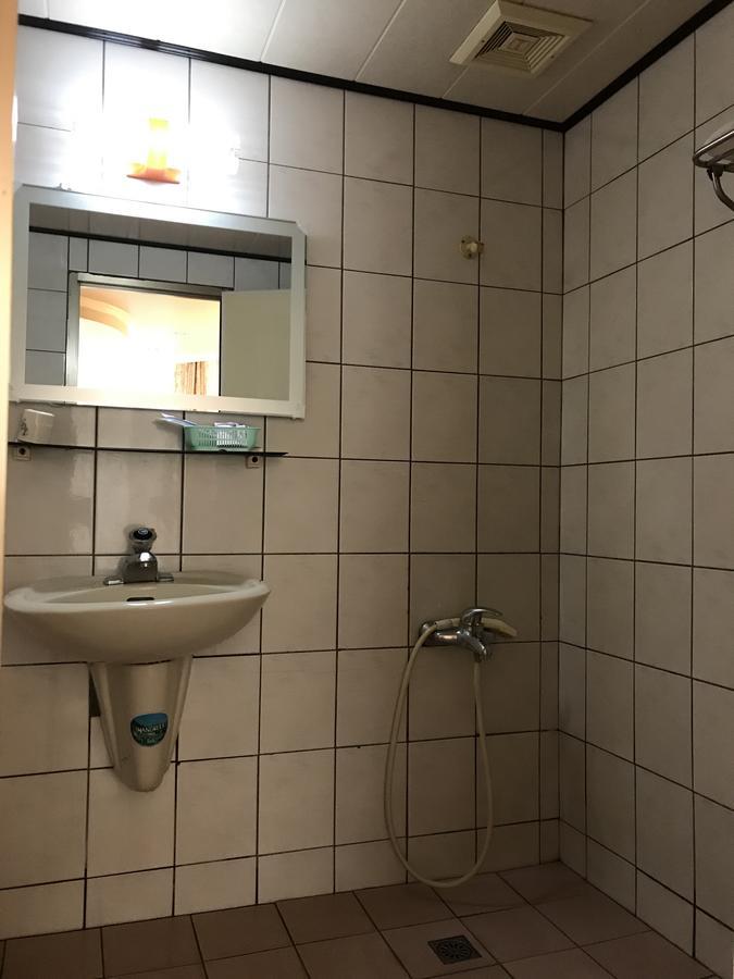 Minren Hotel Yuchi Ngoại thất bức ảnh