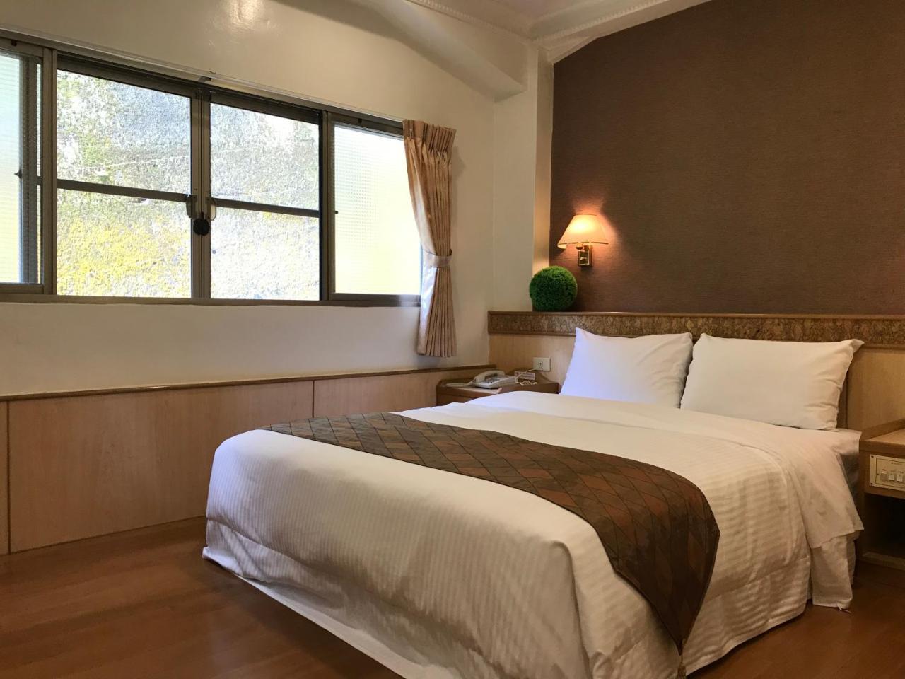 Minren Hotel Yuchi Ngoại thất bức ảnh